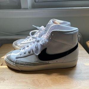 Men’s Nike Blazer Mid '77 Vintage - Size 11